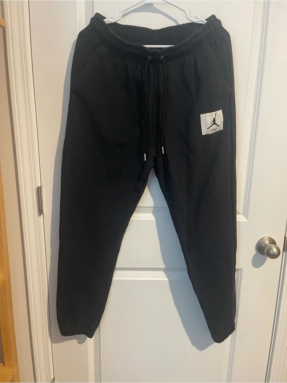 Michael Jordan Men's M Black Jogger Pants 2 front slide pockets 1 Back Zip pock